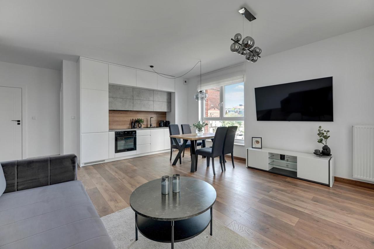 Bastion Walowa City Center & Parking By Downtown Apartments غدانسك المظهر الخارجي الصورة