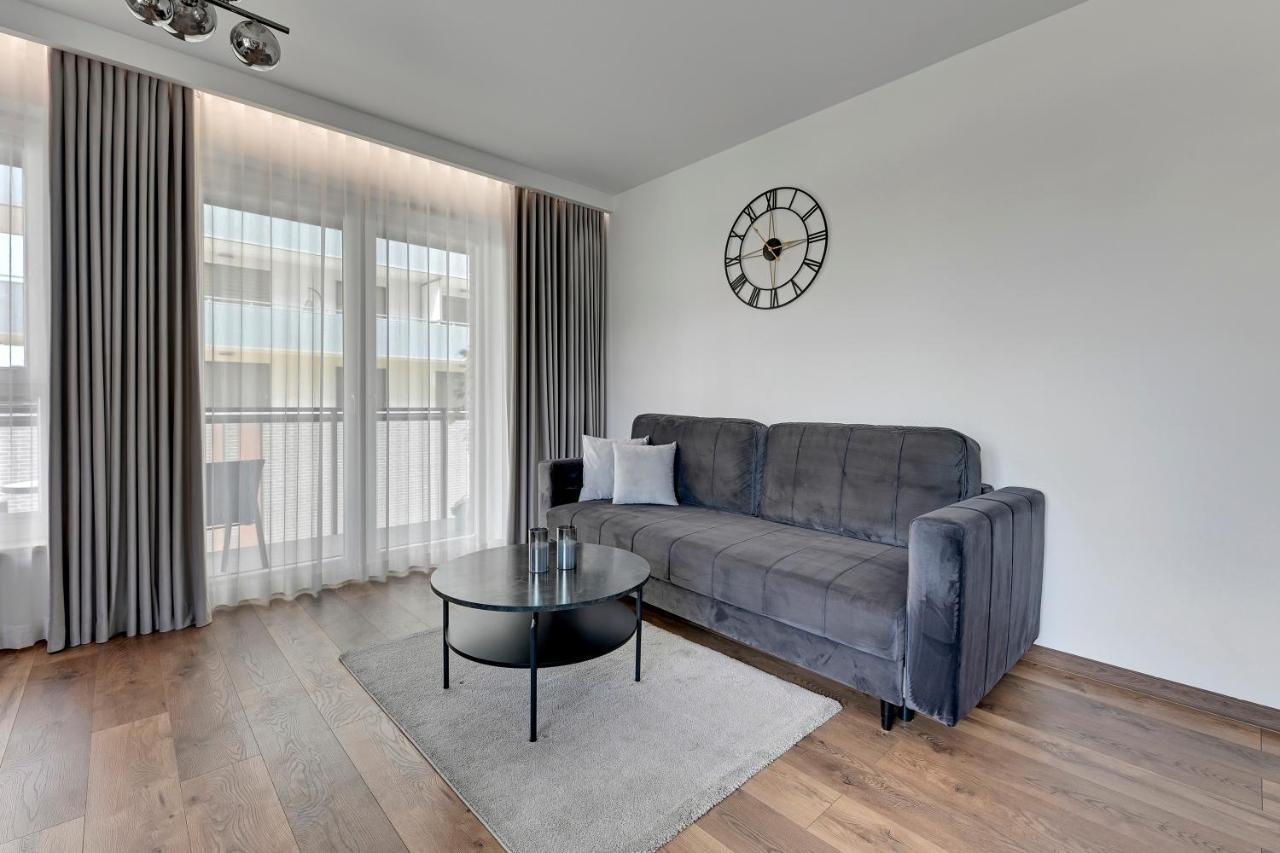 Bastion Walowa City Center & Parking By Downtown Apartments غدانسك الغرفة الصورة
